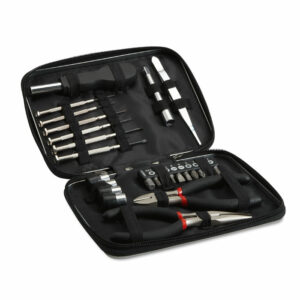 Jeu d'outils dans une boite al